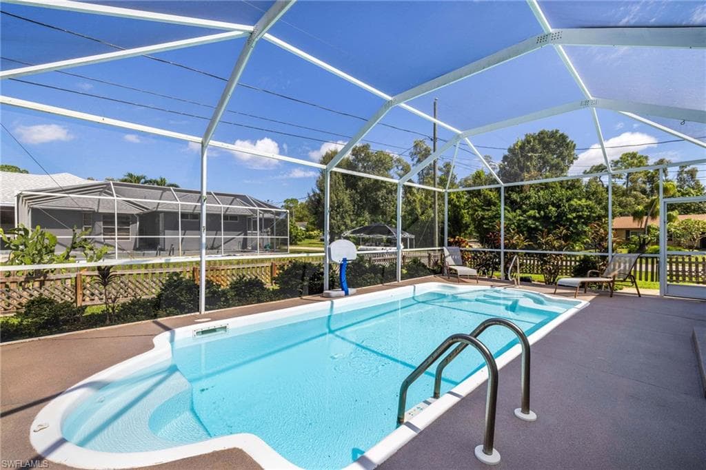 8241 Albatross Rd, Fort Myers, FL 33967-37
