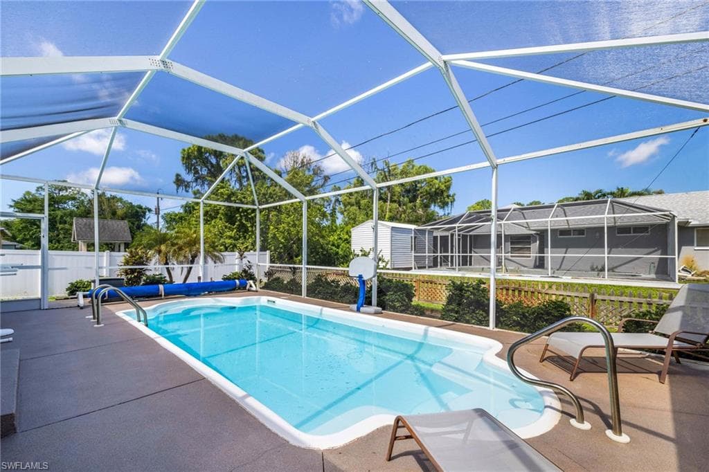 8241 Albatross Rd, Fort Myers, FL 33967-2