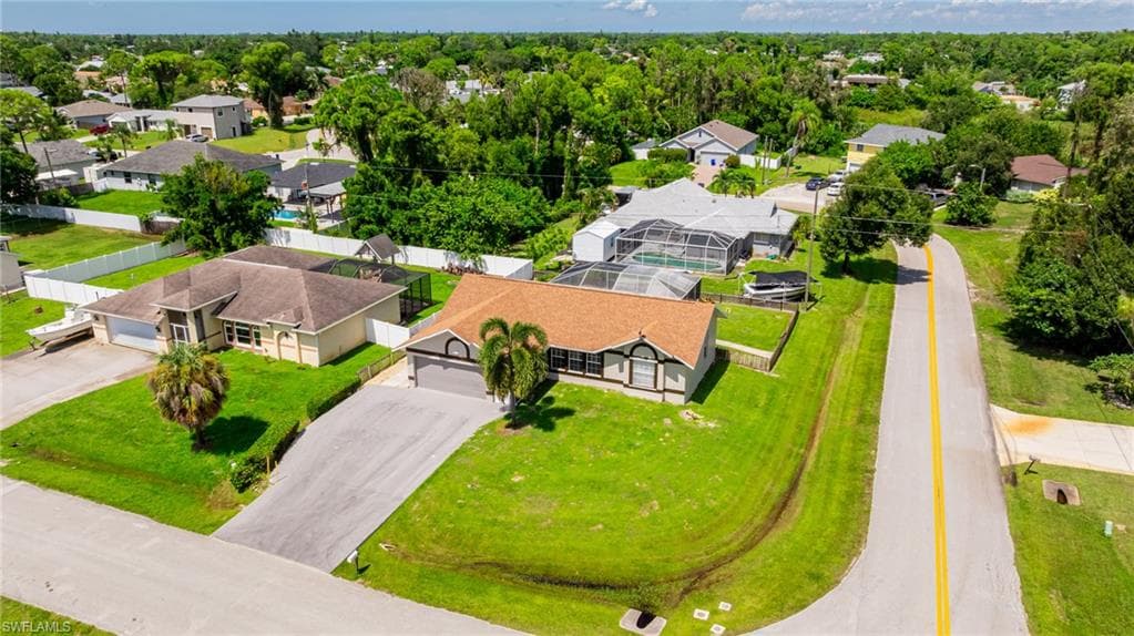 8241 Albatross Rd, Fort Myers, FL 33967-43