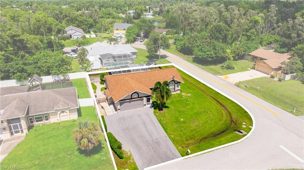 8241 Albatross Rd, Fort Myers, FL 33967-44