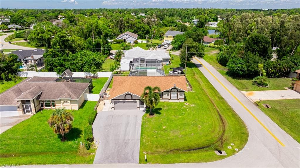 8241 Albatross Rd, Fort Myers, FL 33967-4