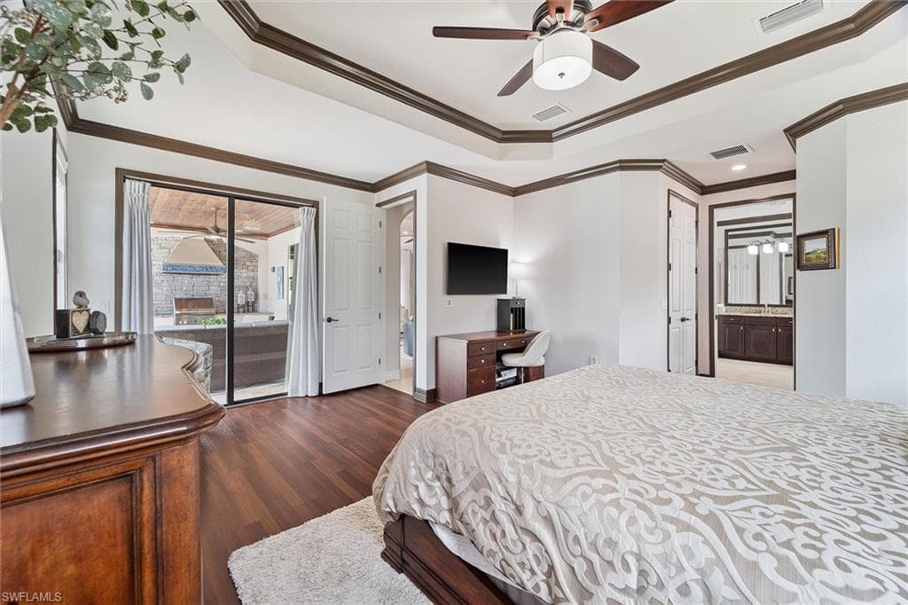 12712 Kinross Ln, Naples, FL 34120-21