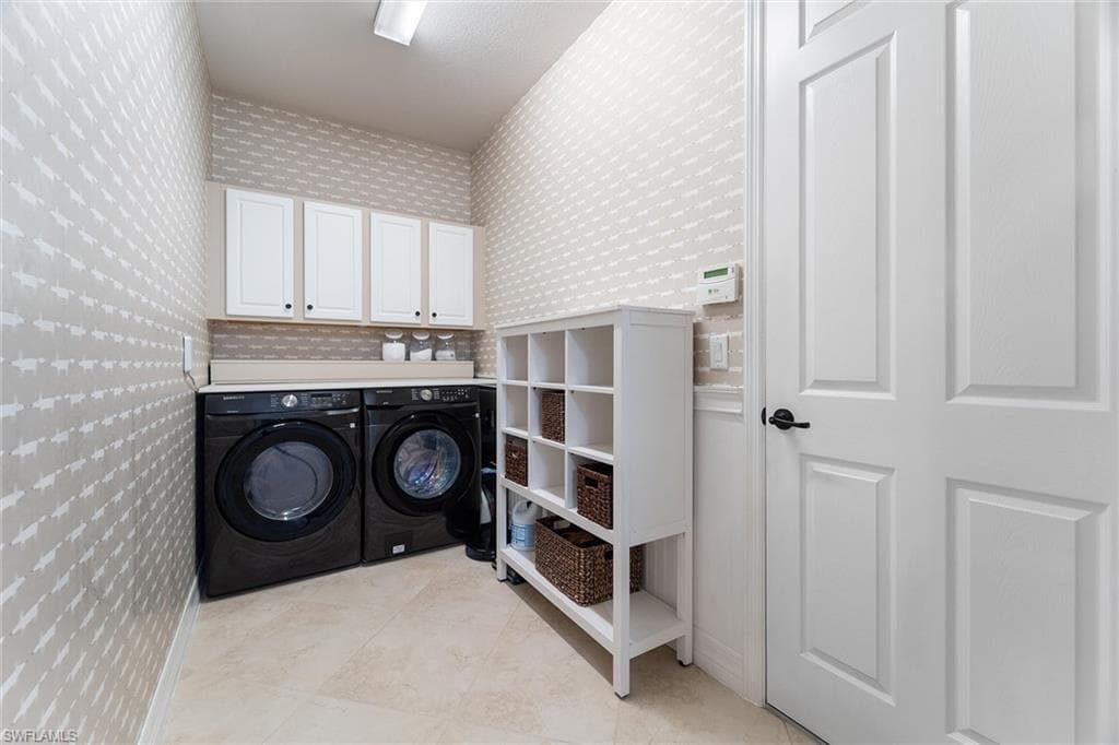 12712 Kinross Ln, Naples, FL 34120-29