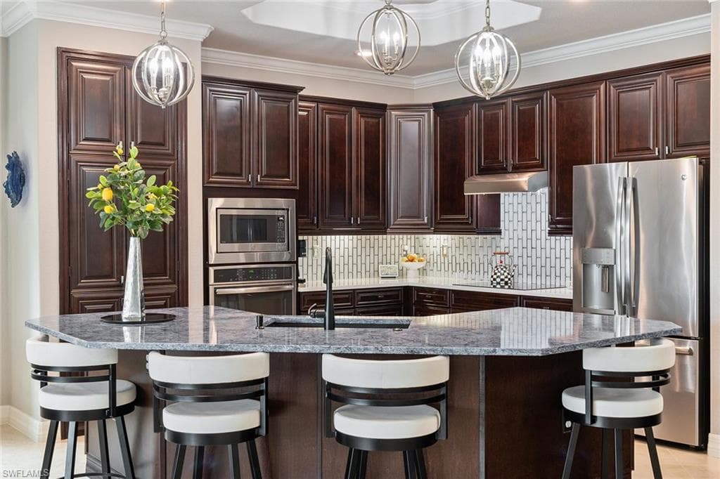 12712 Kinross Ln, Naples, FL 34120-3