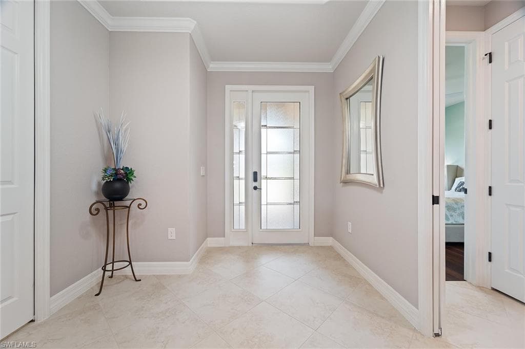 12712 Kinross Ln, Naples, FL 34120-5