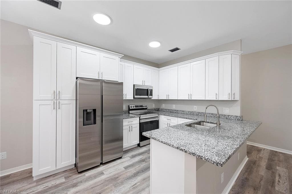 9342 Lake Abby Ln, Bonita Springs, FL 34135-11