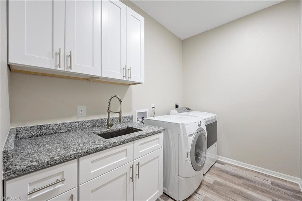 9342 Lake Abby Ln, Bonita Springs, FL 34135-32