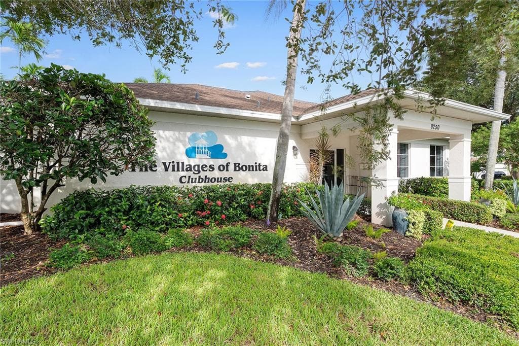 9342 Lake Abby Ln, Bonita Springs, FL 34135-42