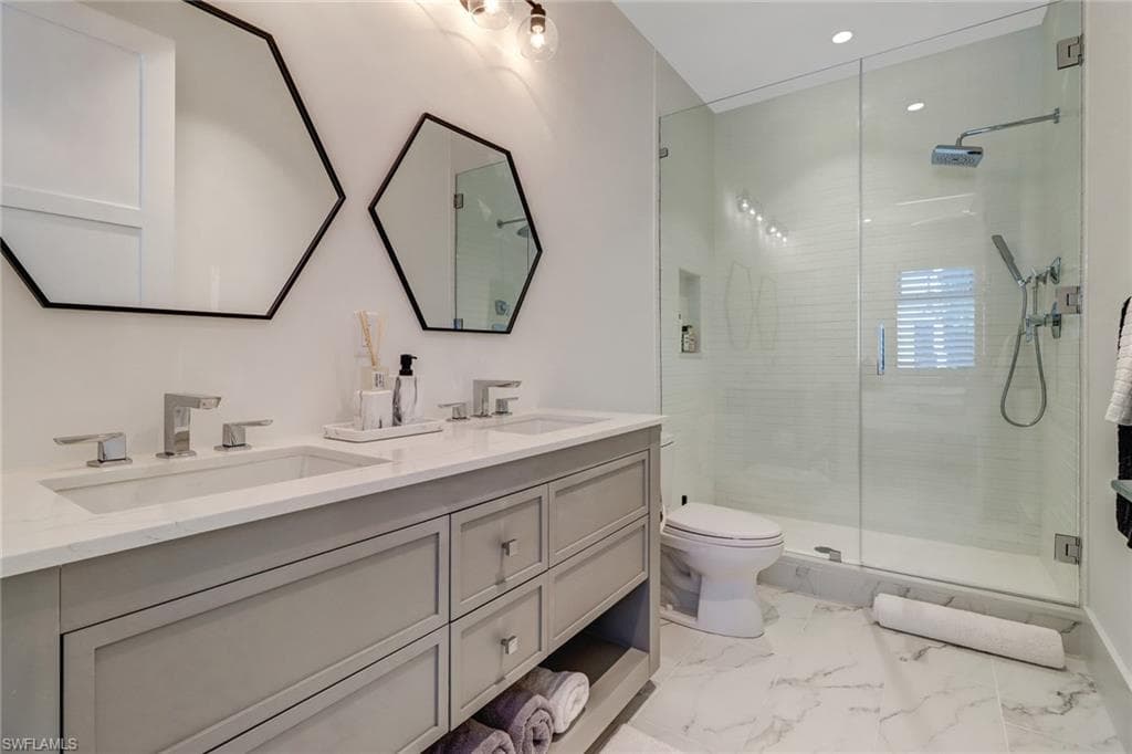 850 Central Ave 209, Naples, FL 34102-22
