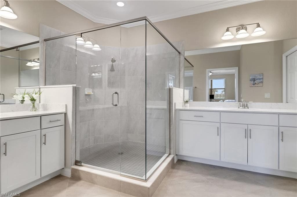 2352 Anguilla Dr 202, Naples, FL 34120-15