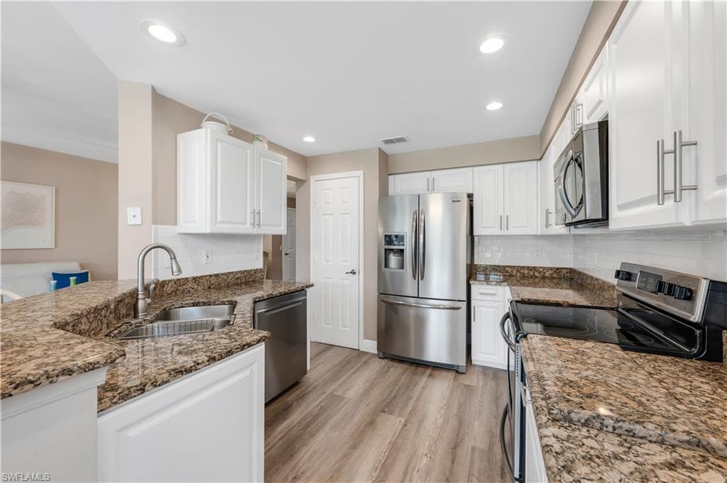 7774 Gardner Dr 101, Naples, FL 34109-4