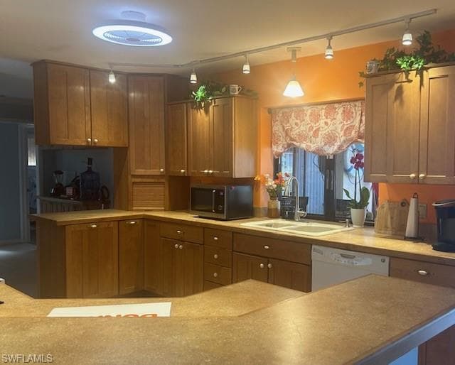 2029 Clarke Ave, Fort Myers, FL 33905-11