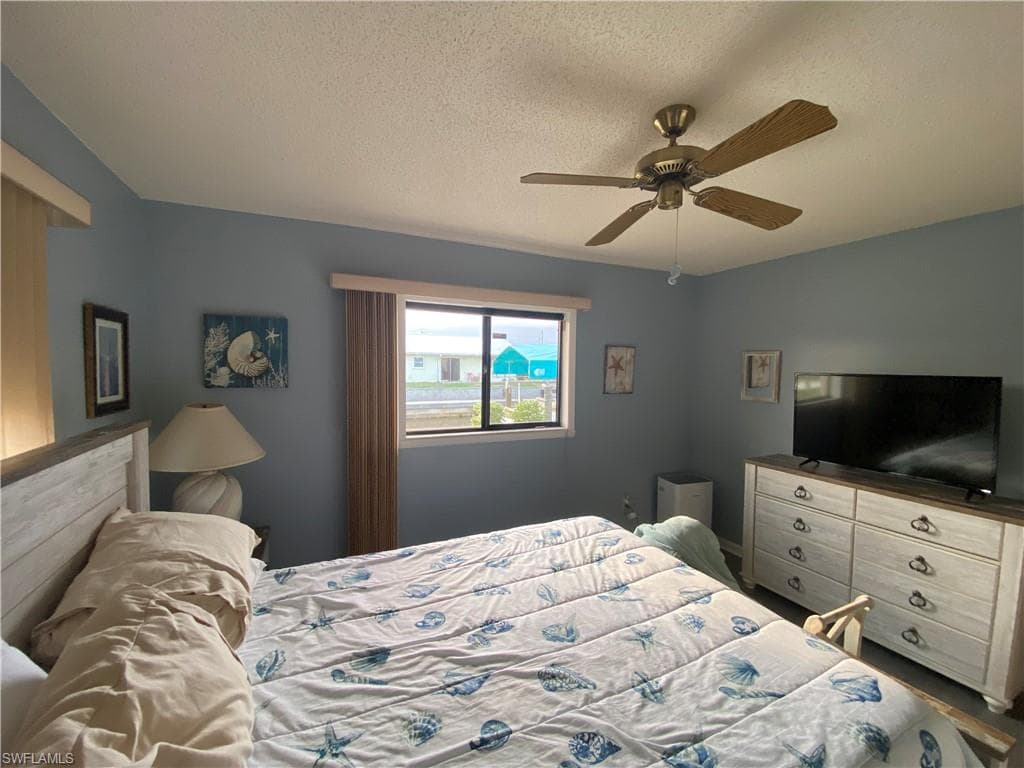 2029 Clarke Ave, Fort Myers, FL 33905-26