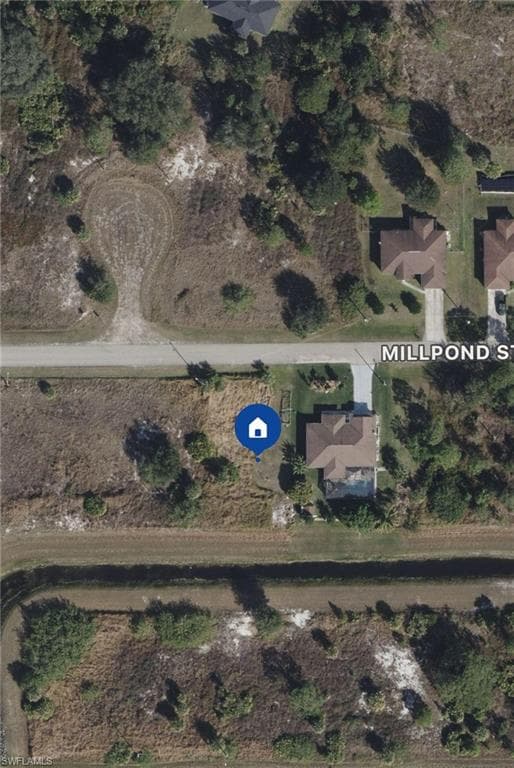850 Millpond St E, Lehigh Acres, FL 33974-1