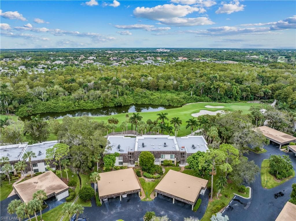 107 Clubhouse Dr 258, Naples, FL 34105-2