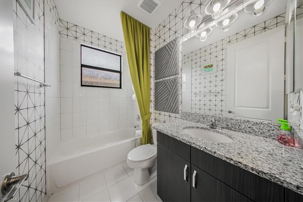 4036 Nova Ln, Naples, FL 34119-33