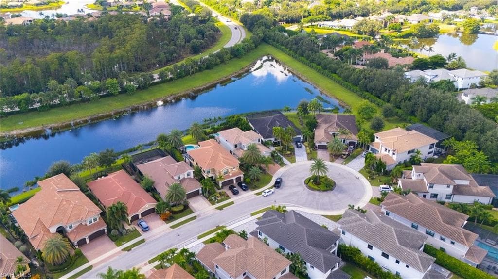 4036 Nova Ln, Naples, FL 34119-2