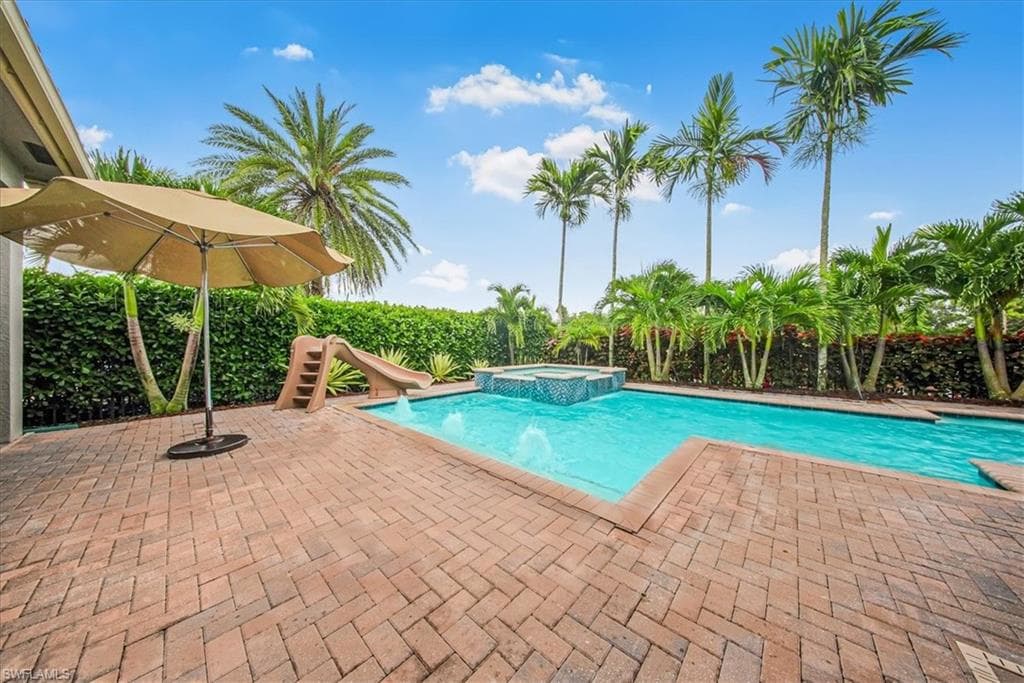 4036 Nova Ln, Naples, FL 34119-42
