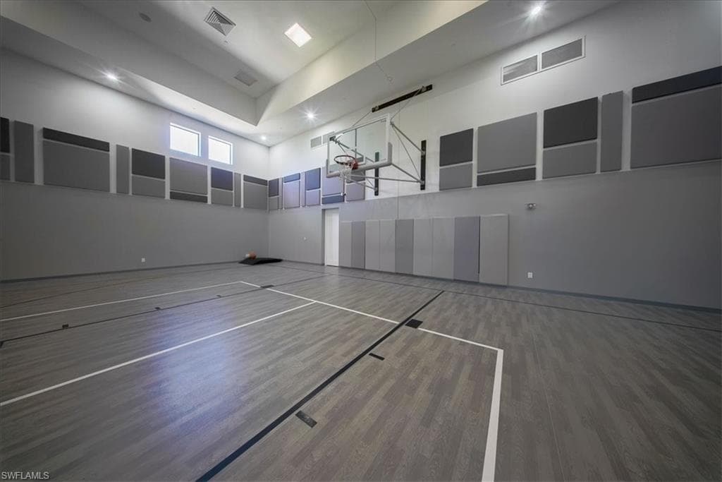 4036 Nova Ln, Naples, FL 34119-47