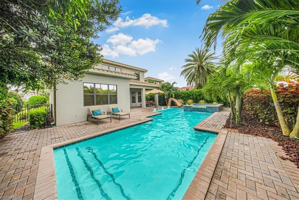 4036 Nova Ln, Naples, FL 34119-3