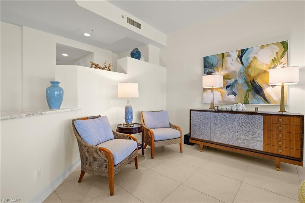 1560 Star Point Ln 3-301, Naples, FL 34112-12