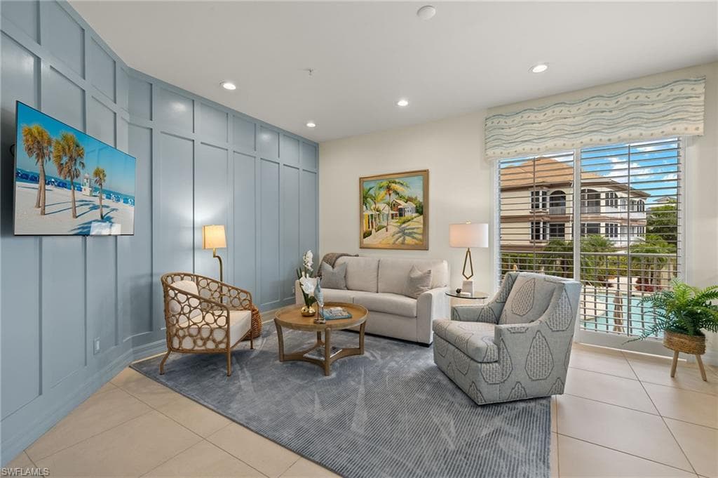 1560 Star Point Ln 3-301, Naples, FL 34112-13