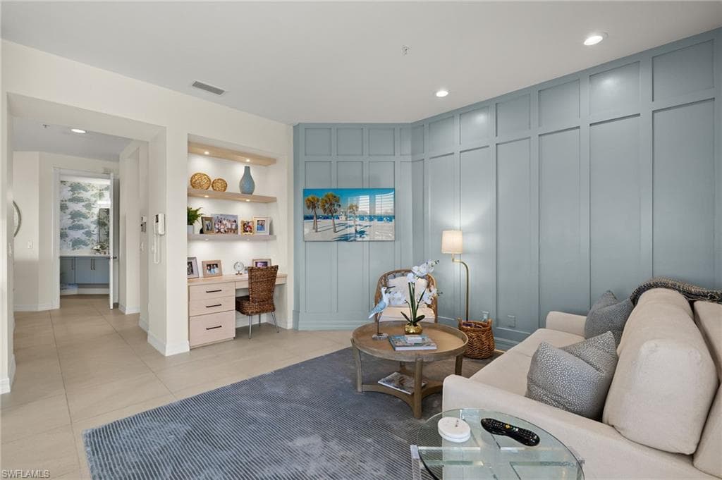 1560 Star Point Ln 3-301, Naples, FL 34112-21