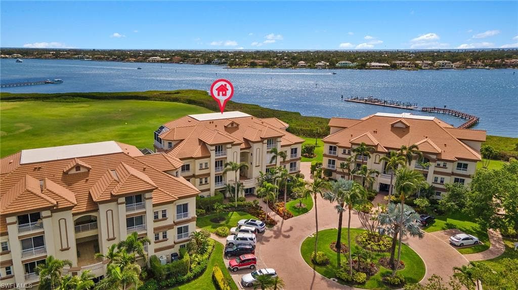 1560 Star Point Ln 3-301, Naples, FL 34112-31