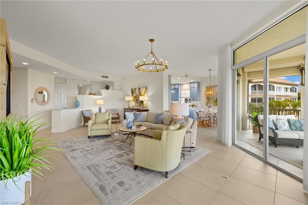 1560 Star Point Ln 3-301, Naples, FL 34112-5