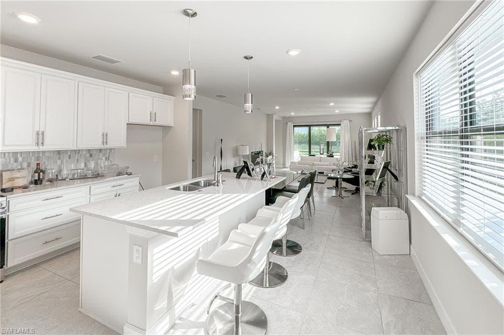 2244 Yellowfin Cir, Naples, FL 34114-10