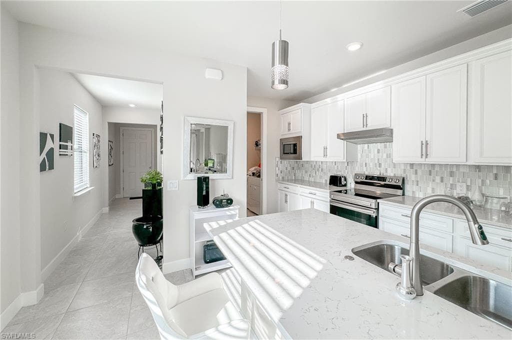 2244 Yellowfin Cir, Naples, FL 34114-13