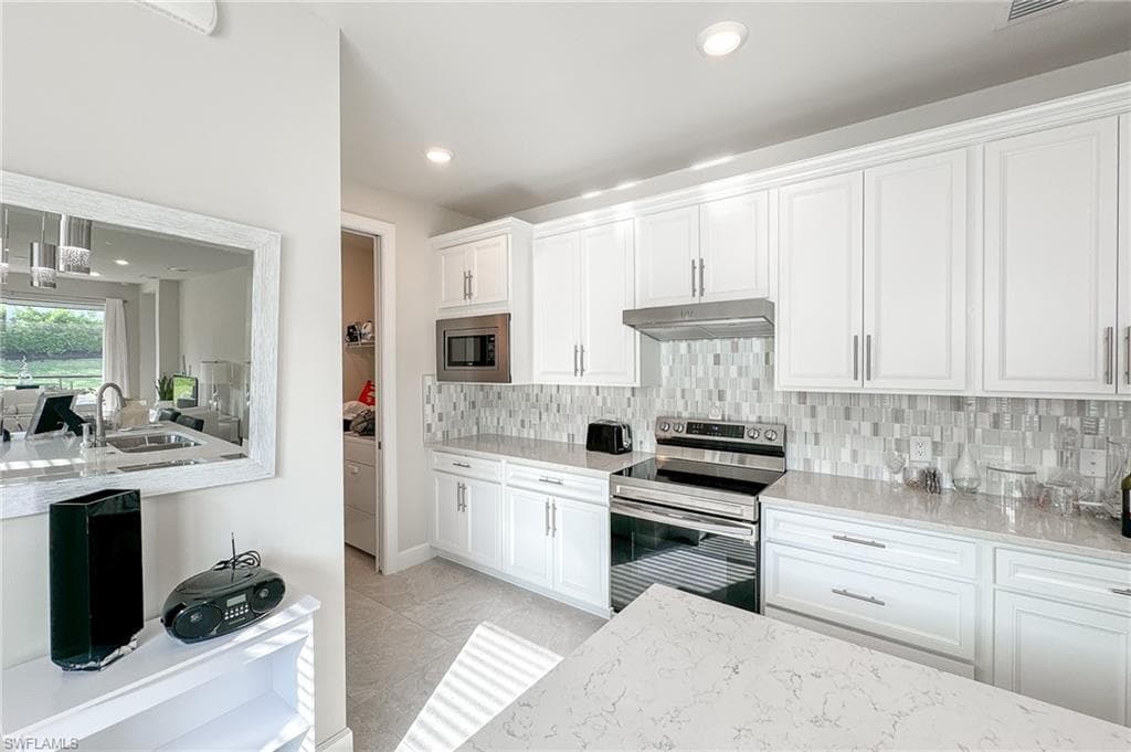 2244 Yellowfin Cir, Naples, FL 34114-14