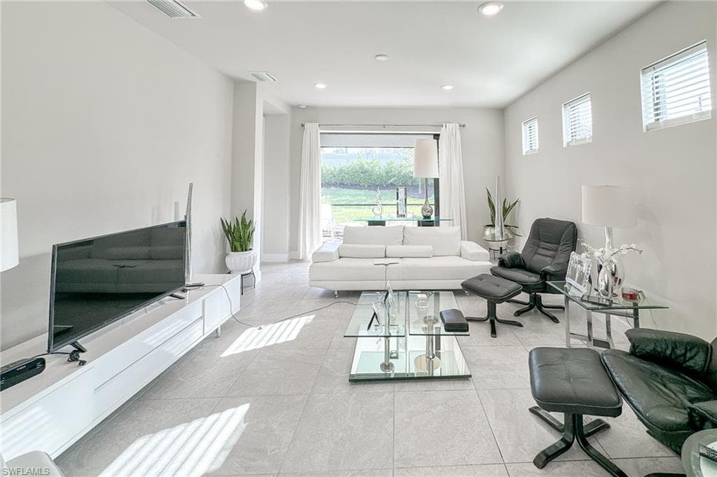 2244 Yellowfin Cir, Naples, FL 34114-18