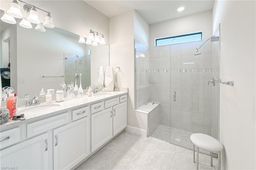 2244 Yellowfin Cir, Naples, FL 34114-25