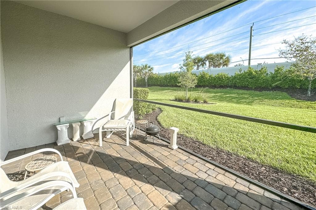 2244 Yellowfin Cir, Naples, FL 34114-34