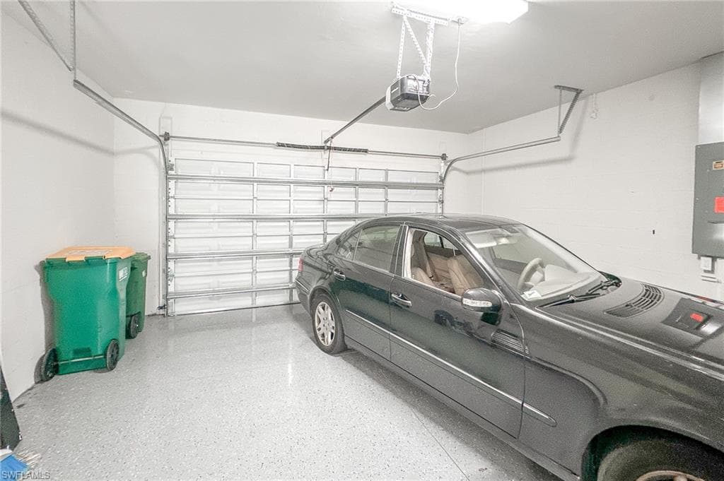 2244 Yellowfin Cir, Naples, FL 34114-36