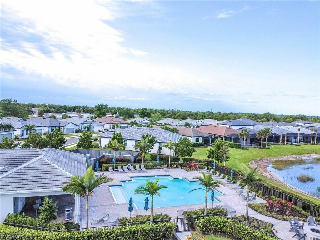 2244 Yellowfin Cir, Naples, FL 34114-38