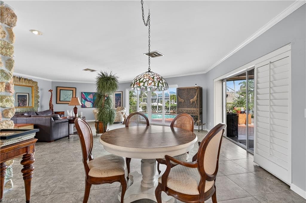 931 Scott Dr, Marco Island, FL 34145-9