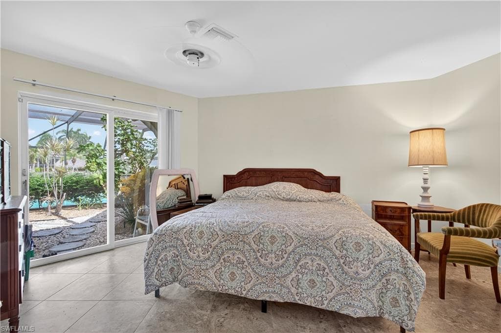 931 Scott Dr, Marco Island, FL 34145-17