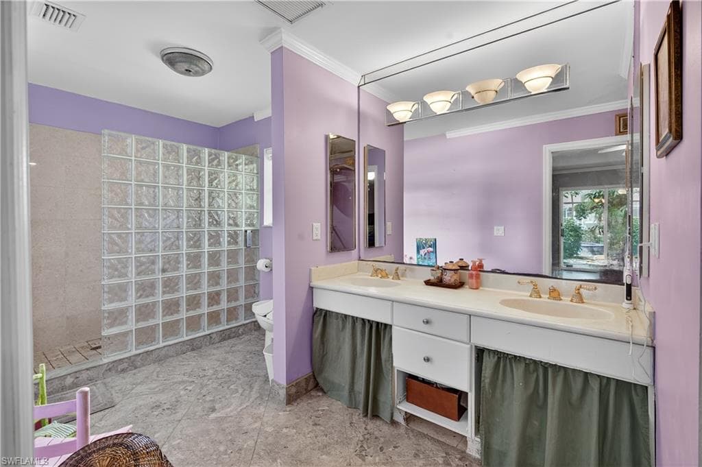 931 Scott Dr, Marco Island, FL 34145-22