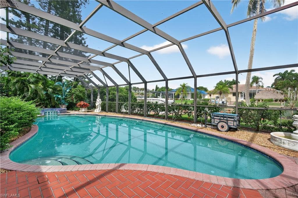 931 Scott Dr, Marco Island, FL 34145-44