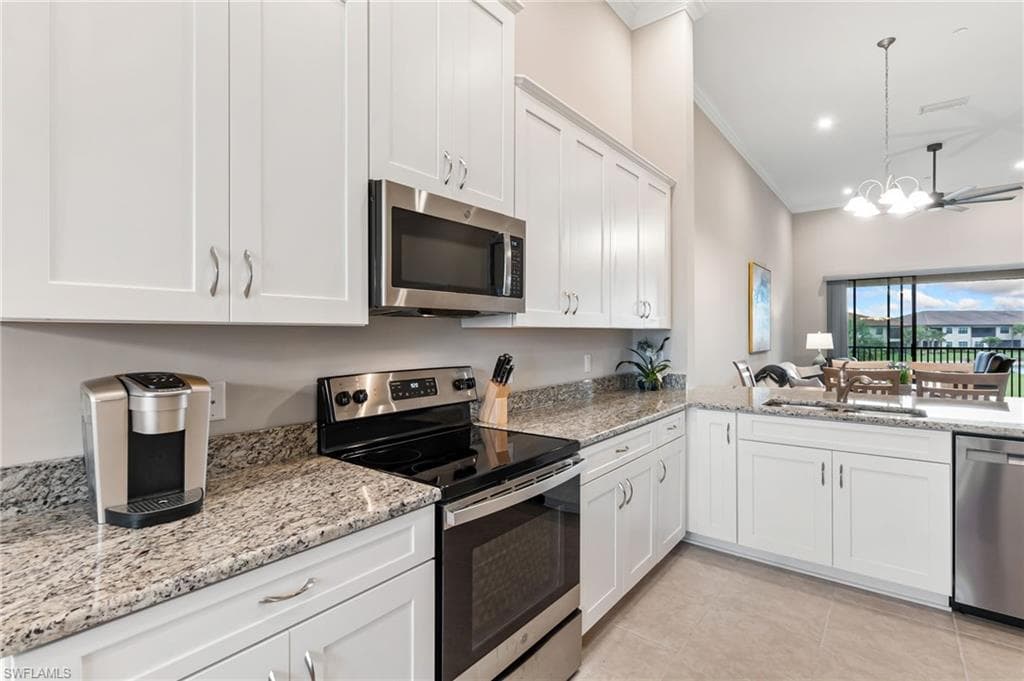 9394 Pocida Ct 202, Naples, FL 34119-10