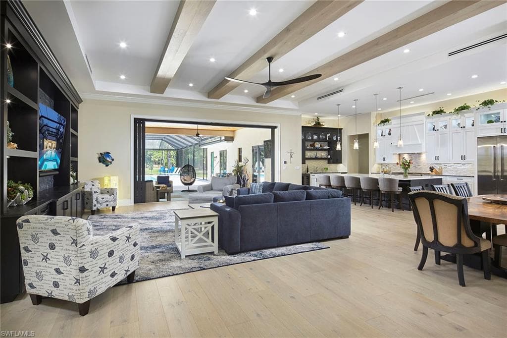 5301 Tamarind Ridge Dr, Naples, FL 34119-11