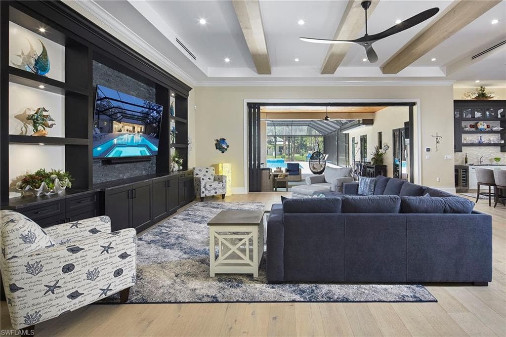 5301 Tamarind Ridge Dr, Naples, FL 34119-13