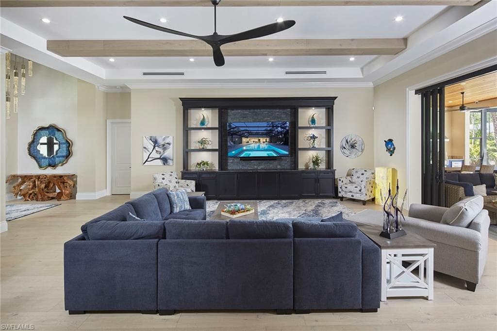 5301 Tamarind Ridge Dr, Naples, FL 34119-14