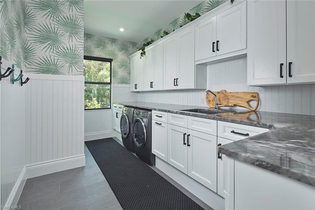 5301 Tamarind Ridge Dr, Naples, FL 34119-28