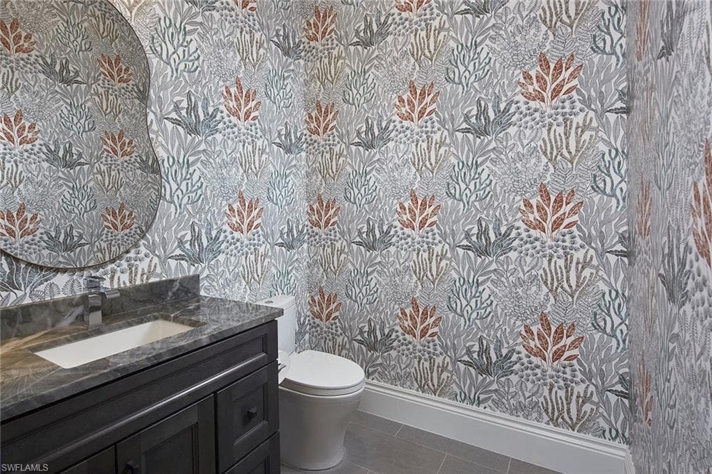 5301 Tamarind Ridge Dr, Naples, FL 34119-29