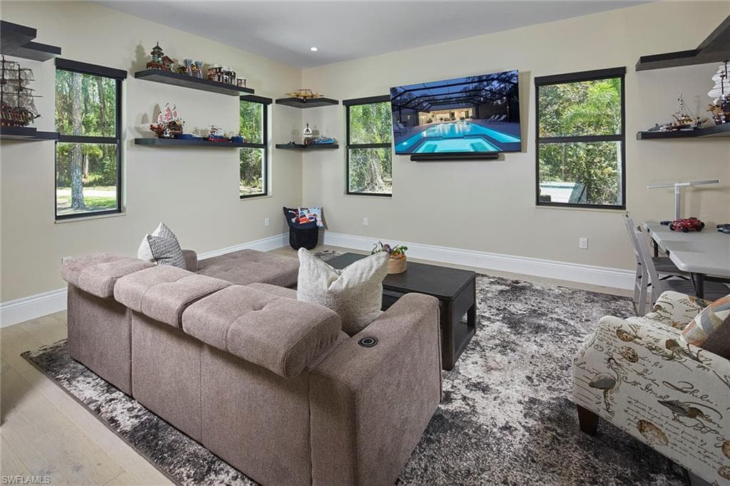 5301 Tamarind Ridge Dr, Naples, FL 34119-31