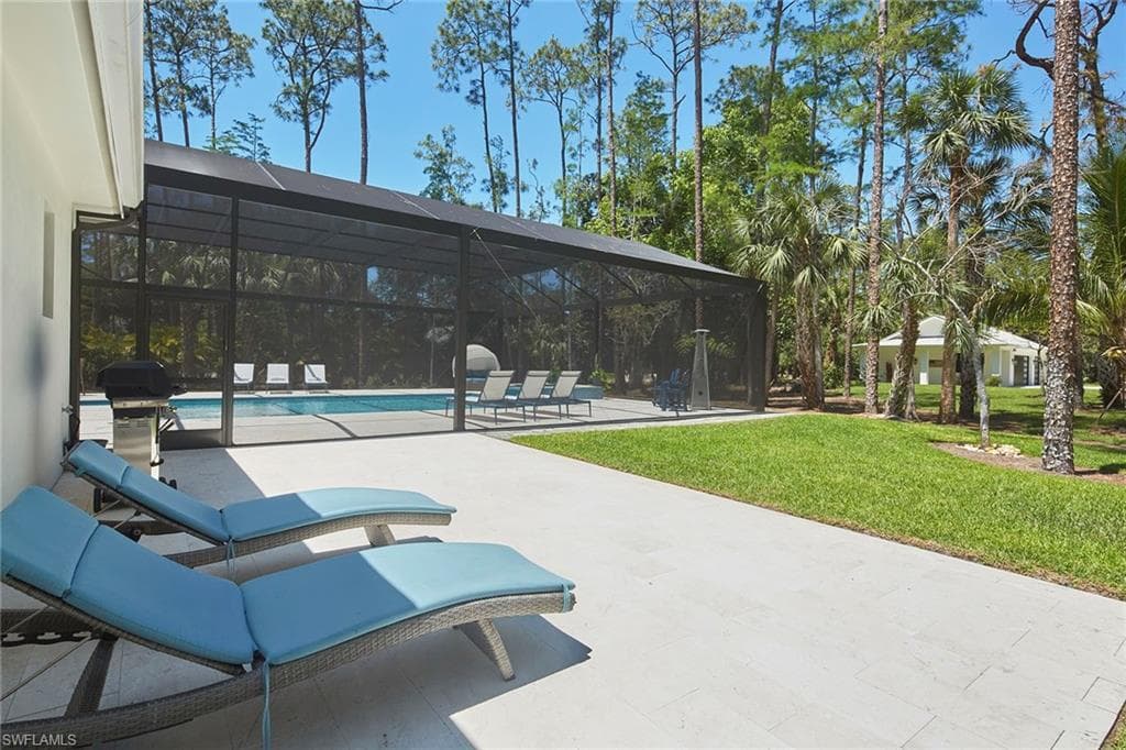 5301 Tamarind Ridge Dr, Naples, FL 34119-43