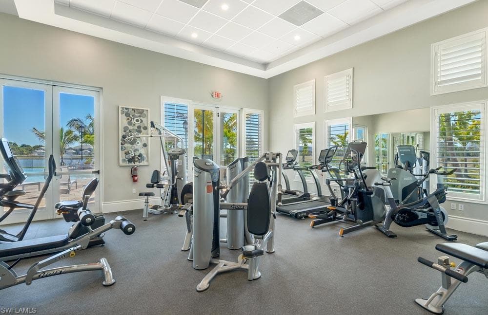 286 Indies Dr E 101,102,201,202, Naples, FL 34114-8
